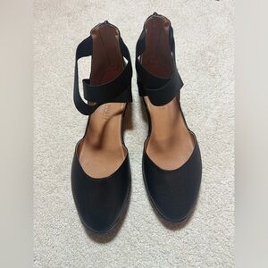 NWT Signature Noa Elastic Strap d'Orsay Sandal by Kenneth Cole - Size 10M